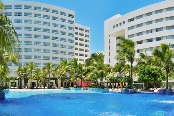 Grand Oasis Palm Cancun Oasis Palm Cancun Specials