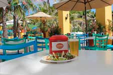 La Placita Food Court Terrace - Grand Oasis Cancun